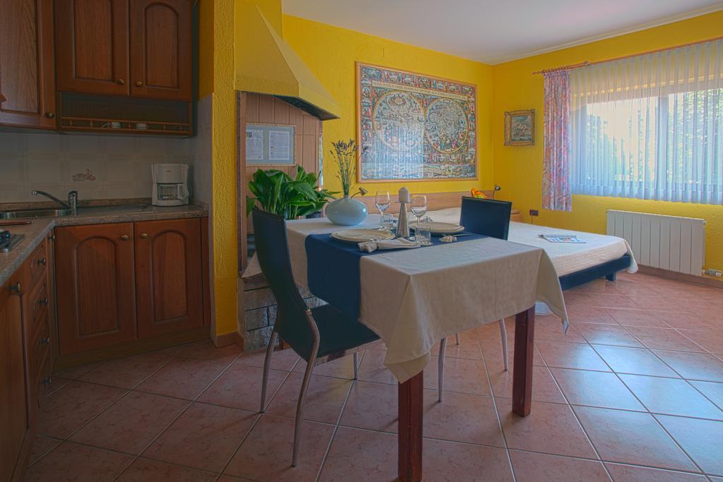 Apartments Daniela Новиград Стая снимка